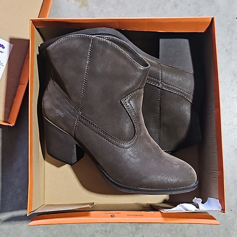 Rocket dog women's size 11 Soundoff Vintage Boot